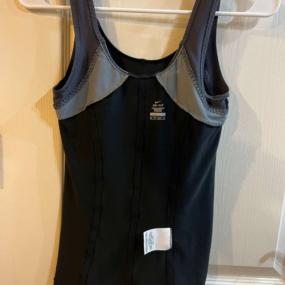 Nike Tennis Top - Picture 3 of 4
